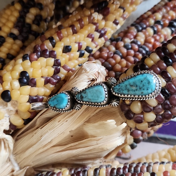 Gorgeous NWOT Native American Navajo Handmade 3 Stone Turquoise Pendant 💙🩵💙🎁 - Picture 11 of 12